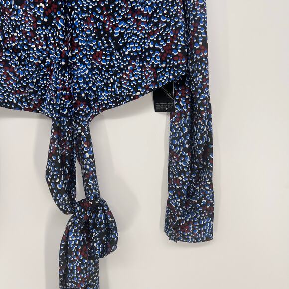 Undra Celeste New York Printed High Neck Joi Top Size Small - Picture 3 of 7